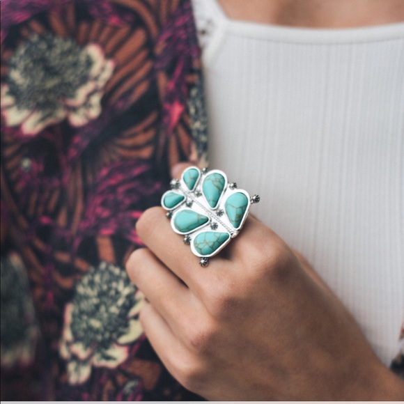 Jewelry - Turquoise Bloom Adjustable Ring